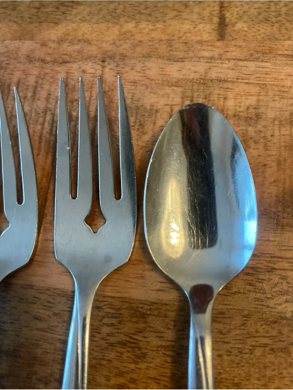 Oneida Roseanne Stainless Flatware Set Of 7